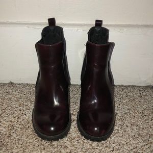Steve Madden Cranberry Patent Leather Booties